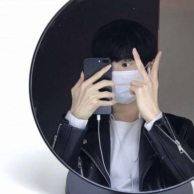 男生微信头像成熟大气阳光