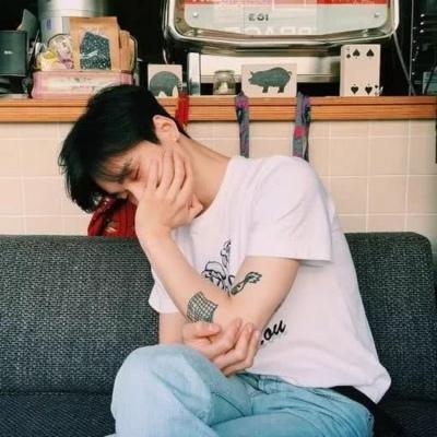 qq男生头像帅气暖男