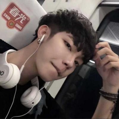 qq男生头像帅气暖男