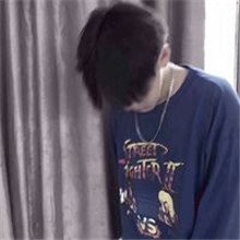 最受欢迎的男生半身头像不露脸