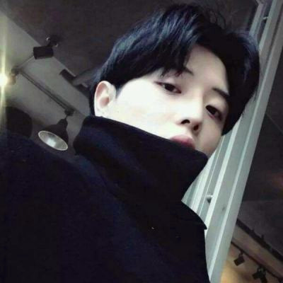 阳光的男生头像