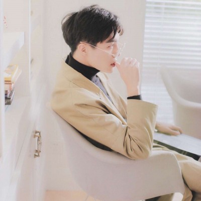 小清新阳光男头像