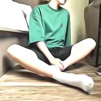 好看短发男生头像