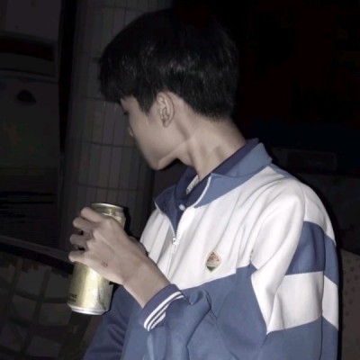 2019最新男生伤感头像