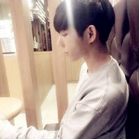 qq男生帅气简单头像男