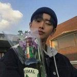 最新帅哥头像图片150x150的小图片