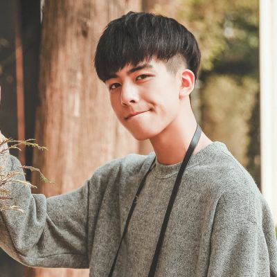 治愈系微信帅哥头像