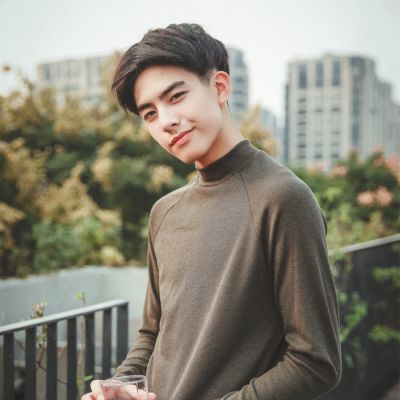 治愈系微信帅哥头像