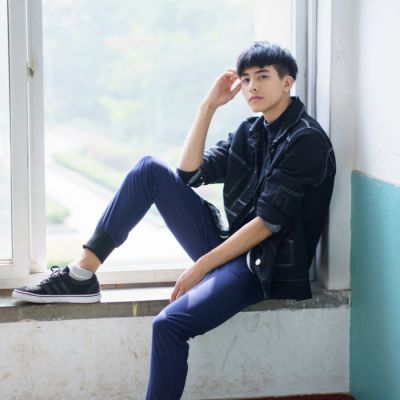 治愈系微信帅哥头像