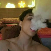 感情玩物伤感男微信头像