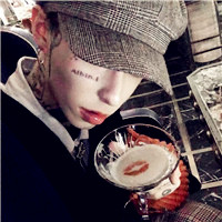 气质爆表戴帽子的男生头像