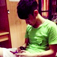 韩潮涌动的霸气拽的帅哥头像图片