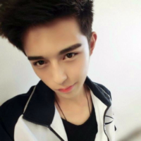 小清新强调外在形象大暖男头像