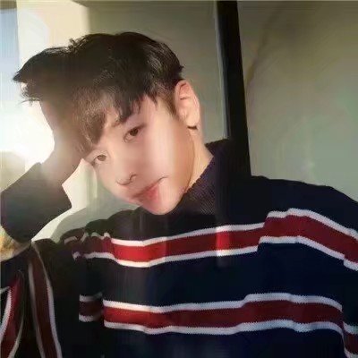 男生短发阳光帅气头像2019大全