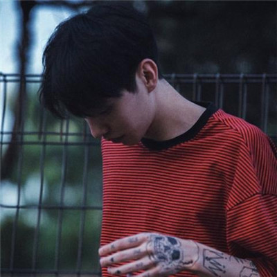 抖音流行图片头像男生帅气