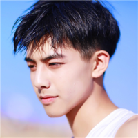 小清新海边帅哥头像