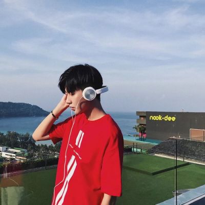 男生头像伤感孤独头像大全