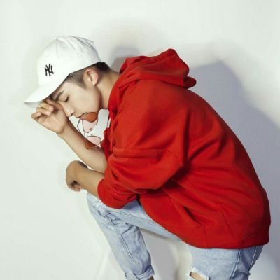 男生头像伤感孤独头像大全