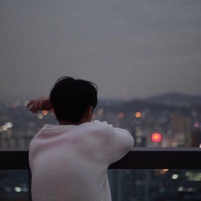 男生头像伤感孤独头像大全
