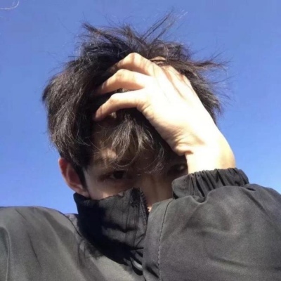 个性帅气男生微信头像