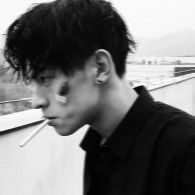 个性帅气男生微信头像