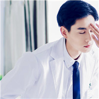 江辰校服装头像