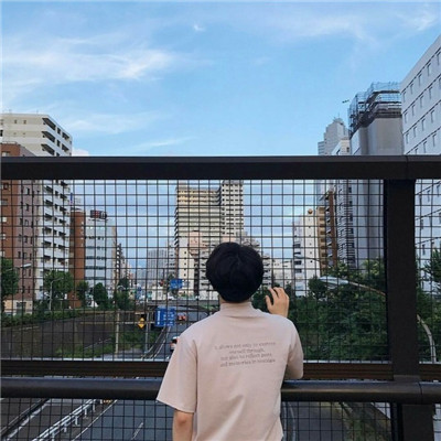 最潮男生头像帅气阳光