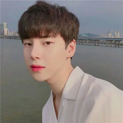 帅气最亮眼男生抖音头像图片