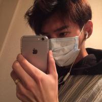爱自拍的男生头像生活照很真实