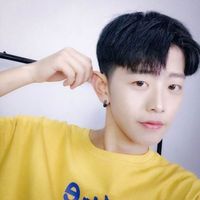 2017年短发男生头像
