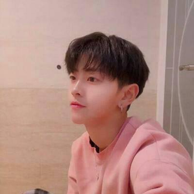 qq头像男生帅气逼人霸气超拽