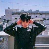 清爽帅气夏季男生头像