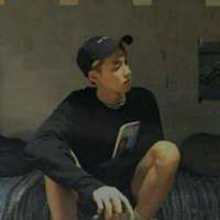 韩范帅气男生上半身头像