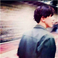 LOMO风意境帅哥头像
