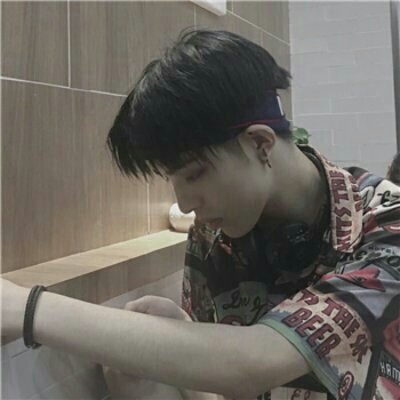 2019男生伤感头像大全超拽帅气