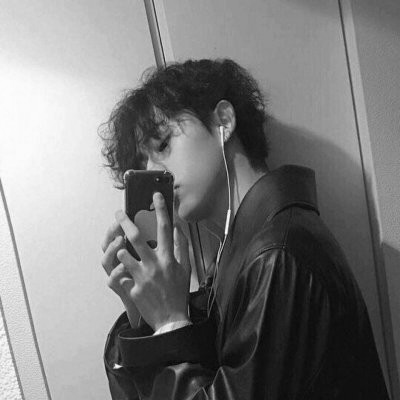 最潮qq头像男生黑白超酷