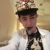 潮男范儿帅哥头像真人