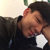 个性帅气阳光大男孩头像