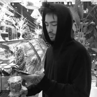 扣扣男生黑白头像伤感十足