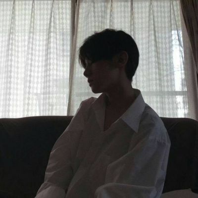 个性霸气帅气男生贴吧头像最新