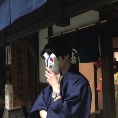 另类有个性的男生微博头像精选