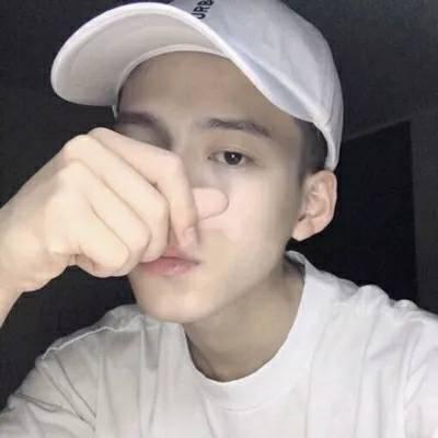 高冷帅气男生贴吧头像个性小丑