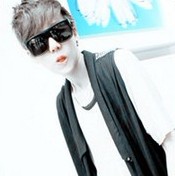 时尚个性男生qq头像