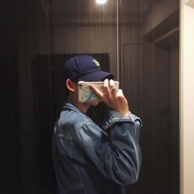 年最新版网红头像男高冷