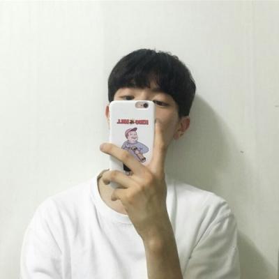 年最新版网红头像男高冷