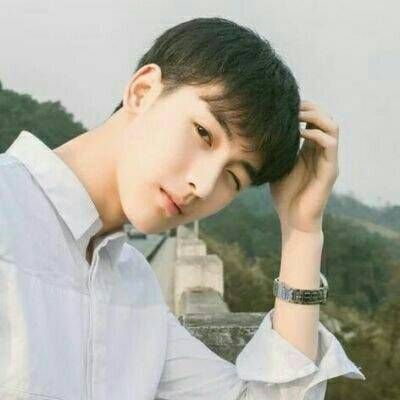 qq头像男生帅气阳光小清新最新