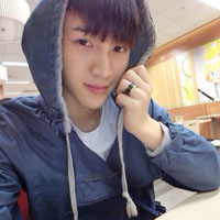 2017男生耍帅的qq头像图片