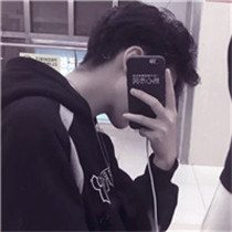 手机挡脸男生头像