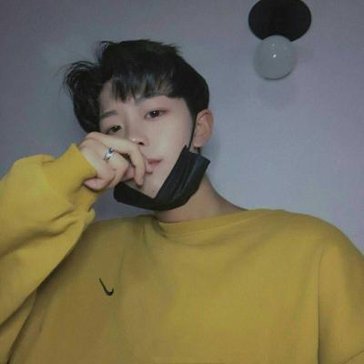 头像男年最新版帅气阳光