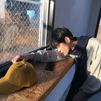 qq个性头像男生